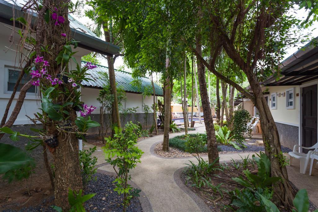 Bangtao Kanita House Bang Tao Beach  Exterior foto